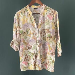 Floral Butterflies dragonflies Button-Up Blouse in Pastel Multi vintage